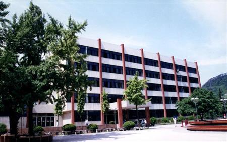 重庆本科对比:选择重庆邮电大学还是重庆交大好？