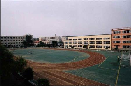 沈阳大学校园图片