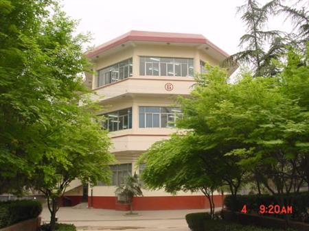 河南科技大学