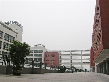 重庆电子工程职业学院校园图片_大学图片5