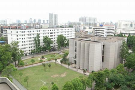 武汉科技职业学院最低分数线