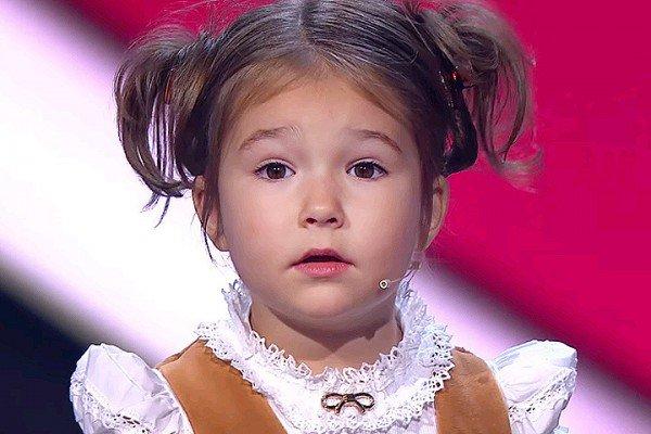 俄罗斯4岁女孩为什么会7门外语？ 