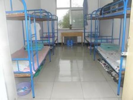 内蒙古警察职业学院宿舍图片_寝室图片2